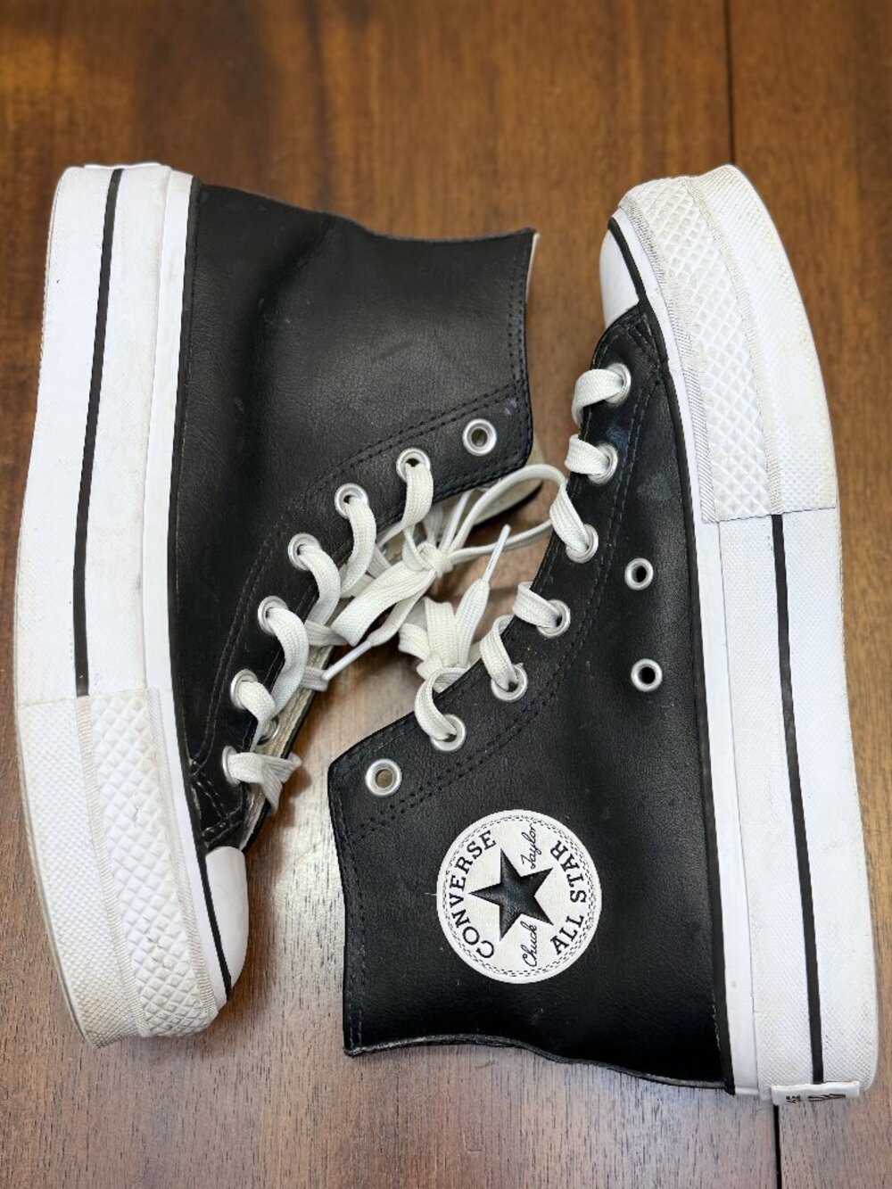 Converse All Star Lift Womens 7 Black Leather Platform High Tops Y2K Grunge 4542